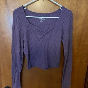 Medium purple long sleeve hollister top
